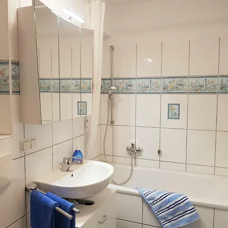 Apartment Mit Ostseeblick - 190m Zum